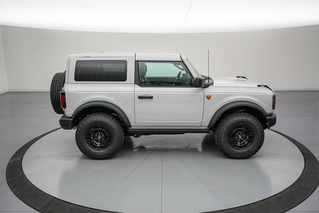 2026 Ford Bronco 6th Gen - Image 4 of 25