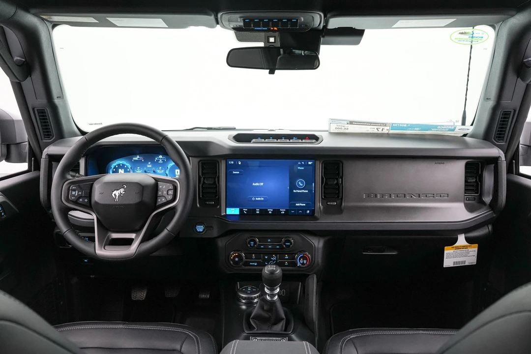 2026 Ford Bronco 6th Gen - Image 15 of 25