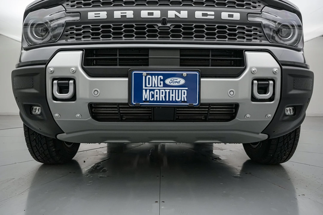 2026 Ford Bronco 6th Gen - Image 12 of 31