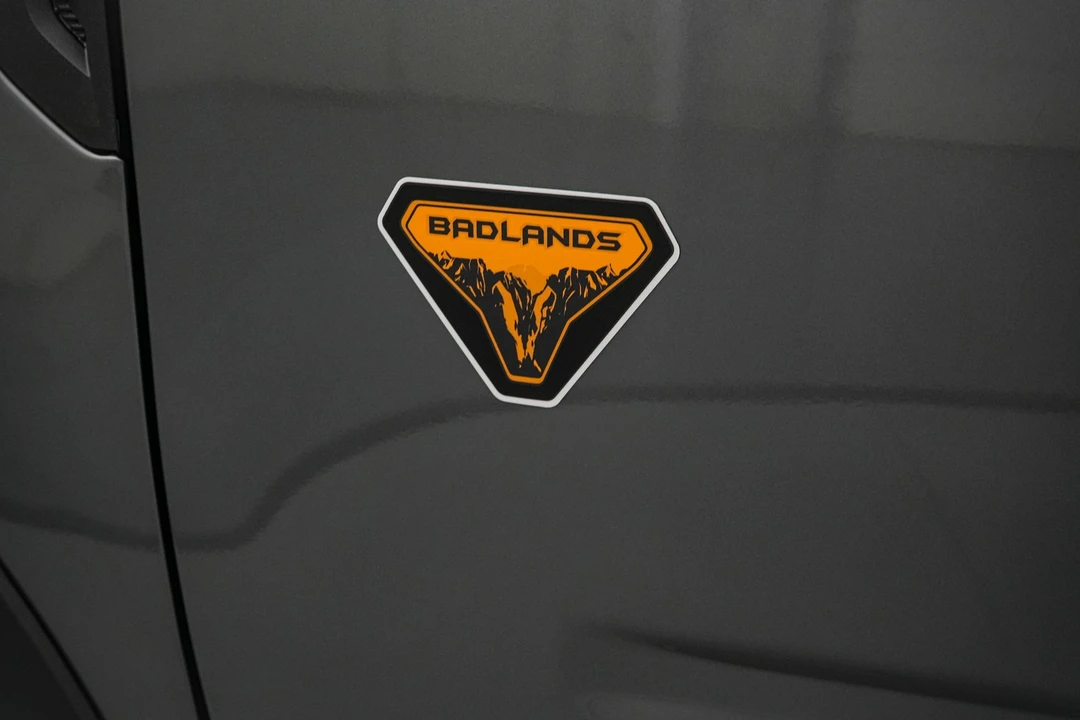 2026 Ford Bronco 6th Gen - Image 13 of 31