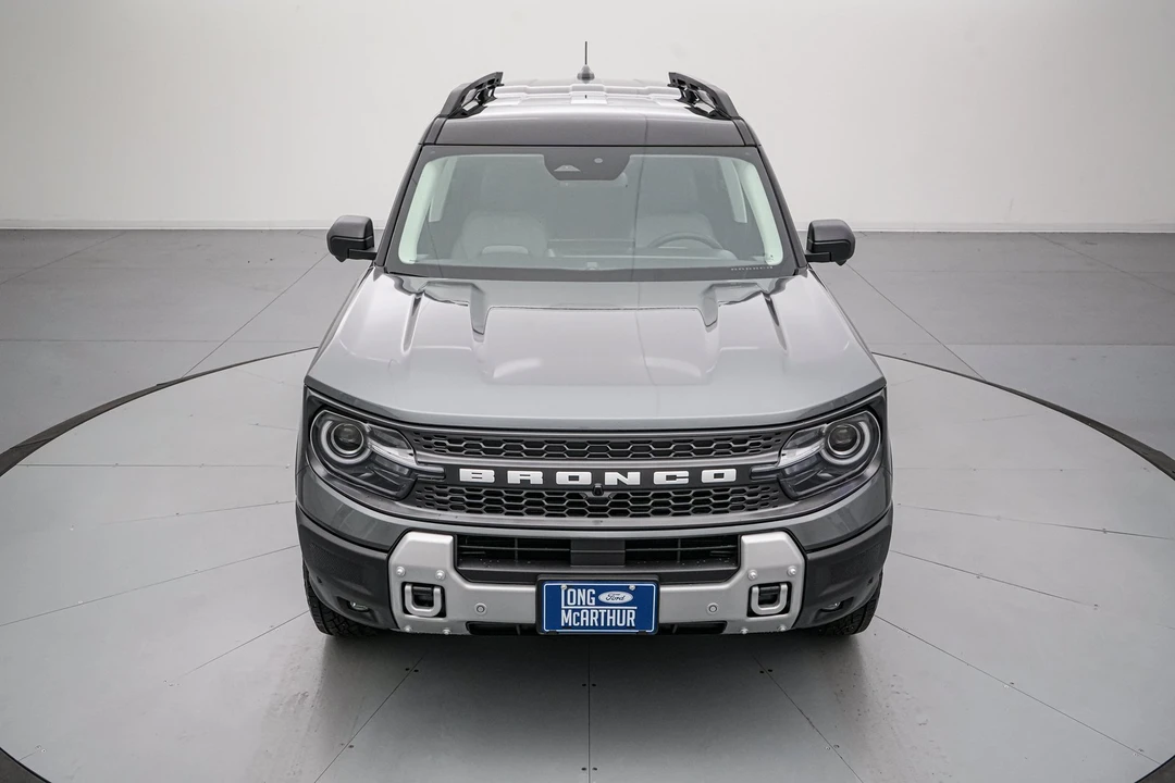 2026 Ford Bronco 6th Gen - Image 10 of 31
