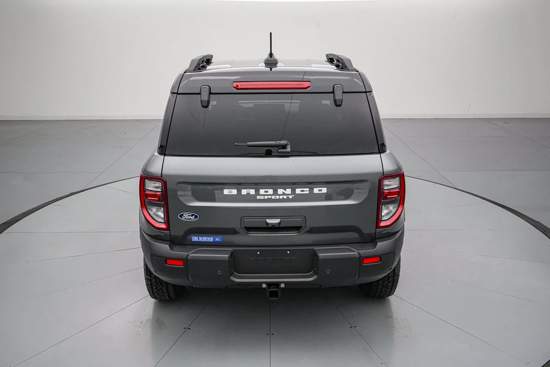 2026 Ford Bronco 6th Gen - Image 6 of 31