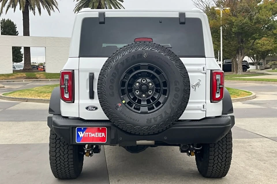 2026 Ford Bronco 6th Gen - Image 5 of 9