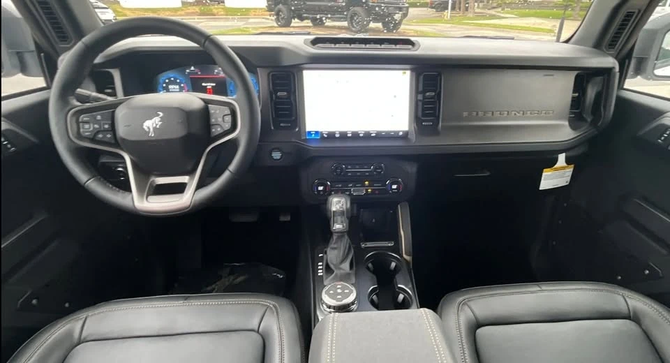 2026 Ford Bronco 6th Gen - Image 2 of 9