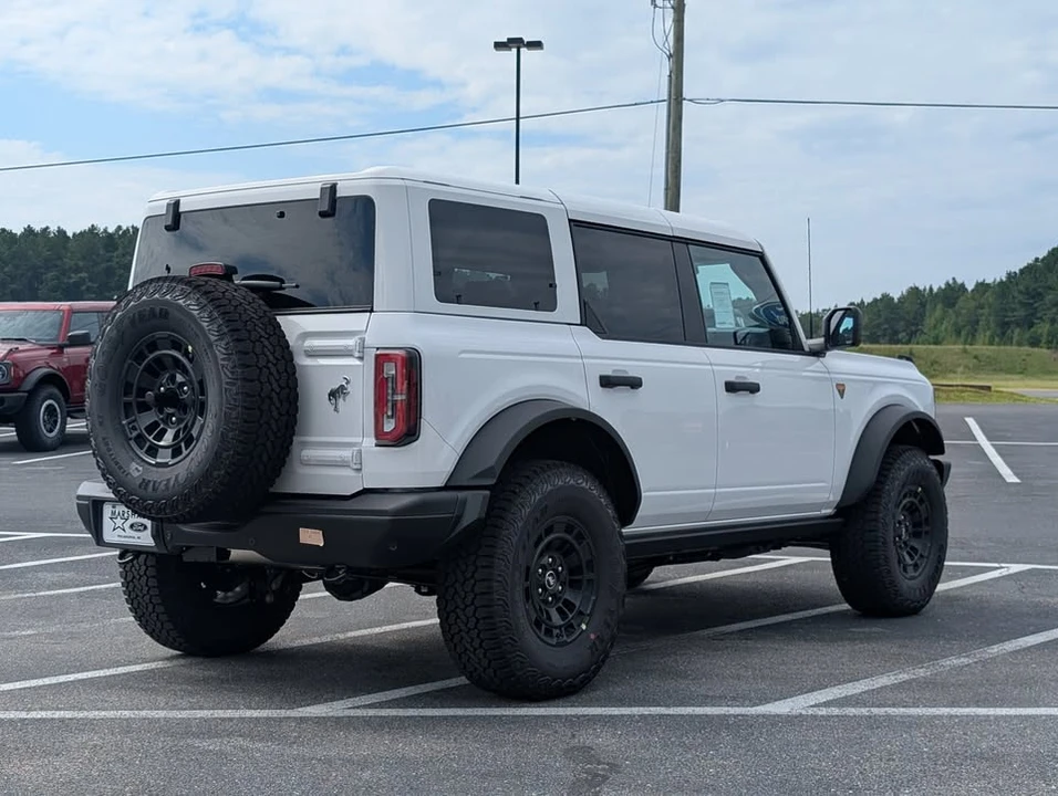 2026 Ford Bronco 6th Gen - Image 4 of 11