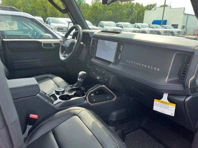 2026 Ford Bronco 6th Gen - Image 10 of 11