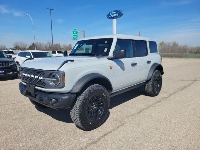 2026 Ford Bronco 6th Gen - Image 16 of 16