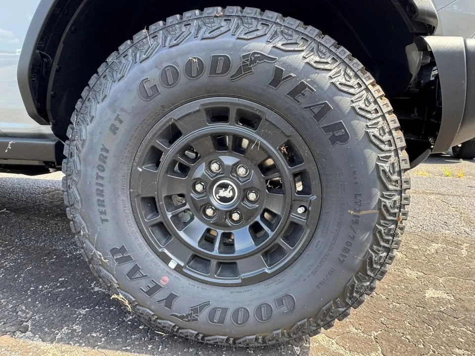 2026 Ford Bronco 6th Gen - Image 12 of 20