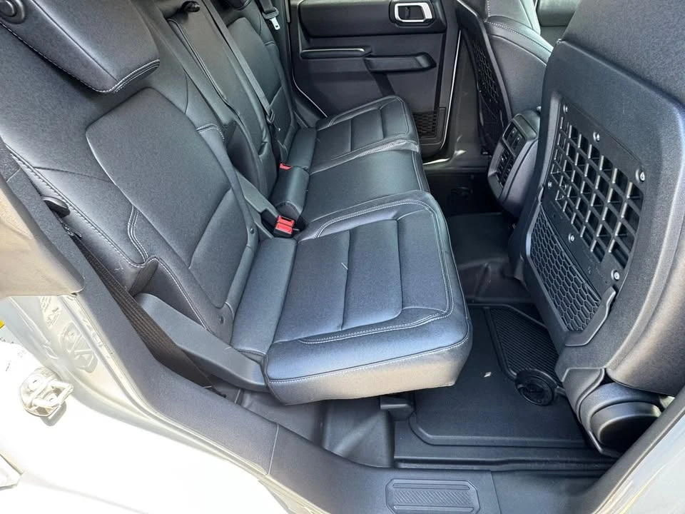 2026 Ford Bronco 6th Gen - Image 15 of 20