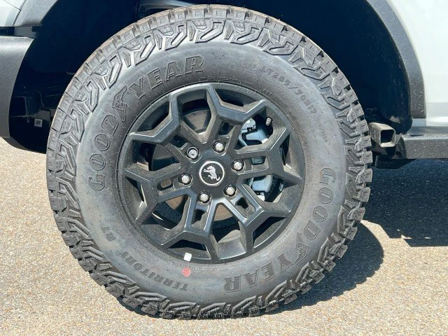 2026 Ford Bronco 6th Gen - Image 18 of 20