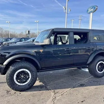 2026 Ford Bronco Badlands