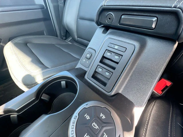 2026 Ford Bronco 6th Gen - Image 15 of 20
