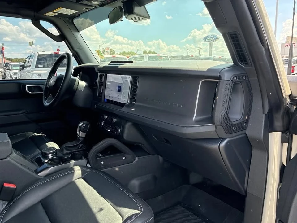 2026 Ford Bronco 6th Gen - Image 13 of 20