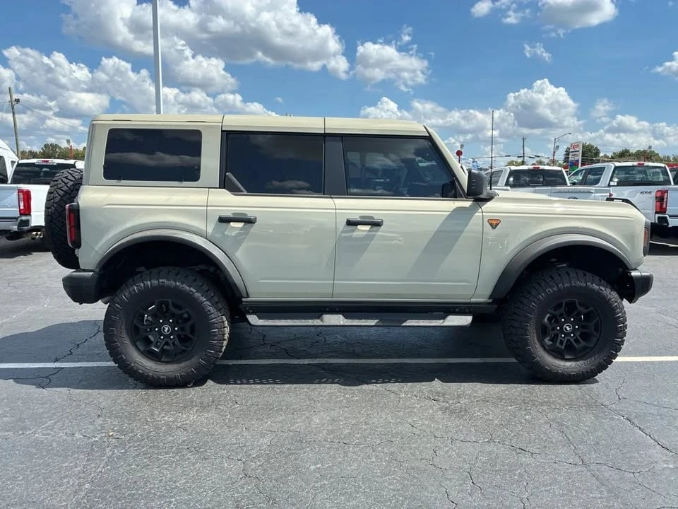 2026 Ford Bronco 6th Gen - Image 4 of 20