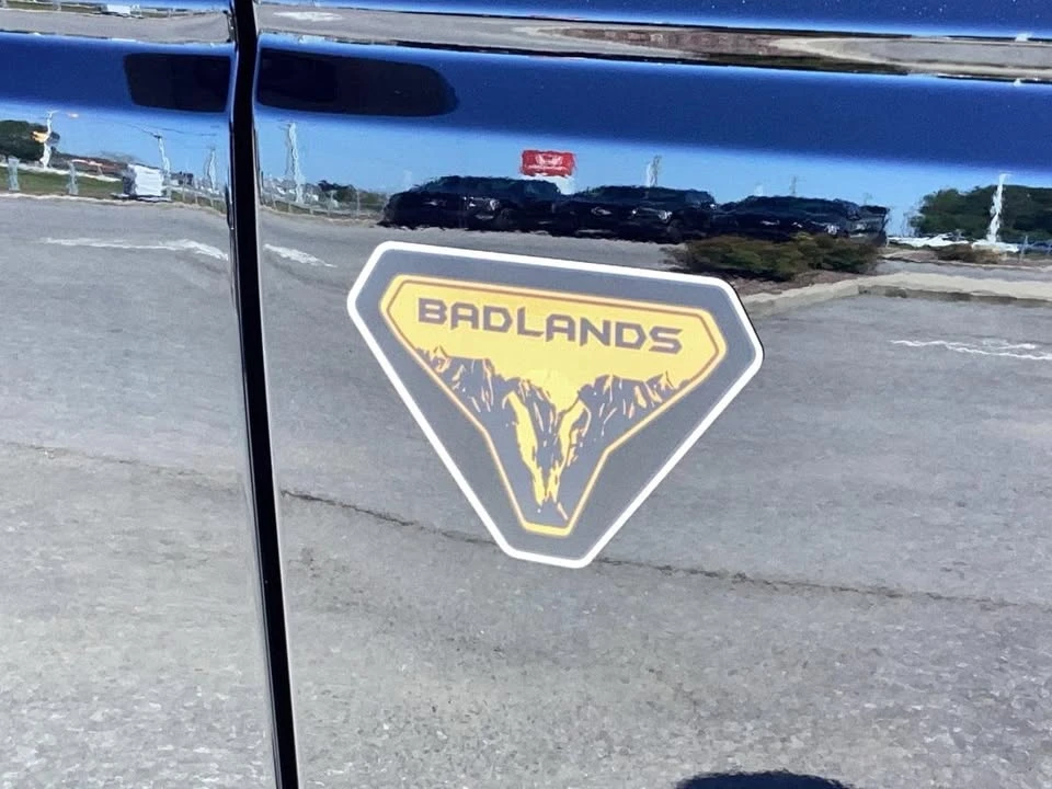 2026 Ford Bronco 6th Gen - Image 17 of 20