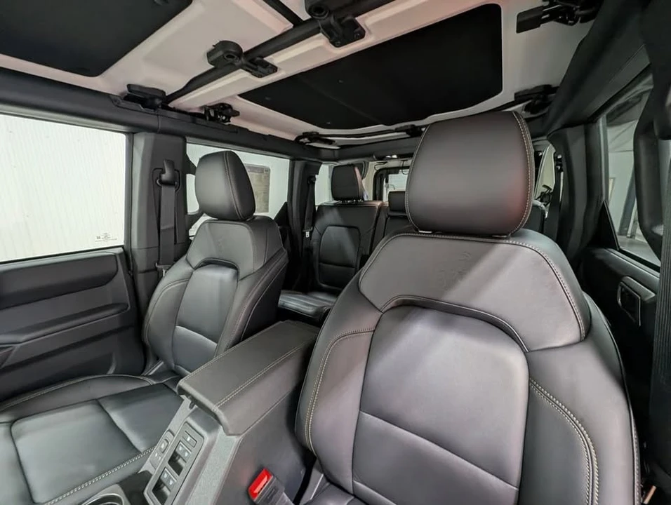 2026 Ford Bronco 6th Gen - Image 14 of 20