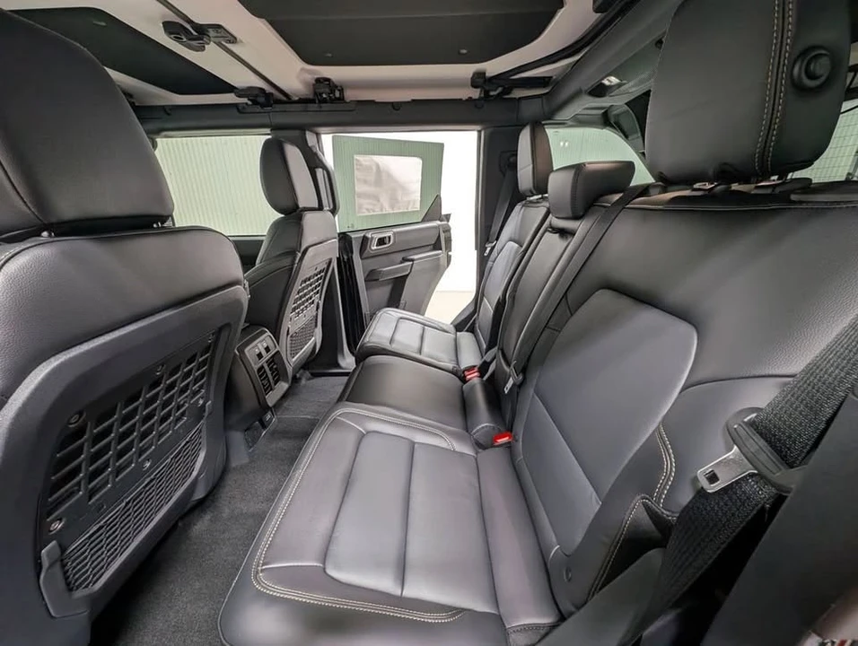 2026 Ford Bronco 6th Gen - Image 15 of 20