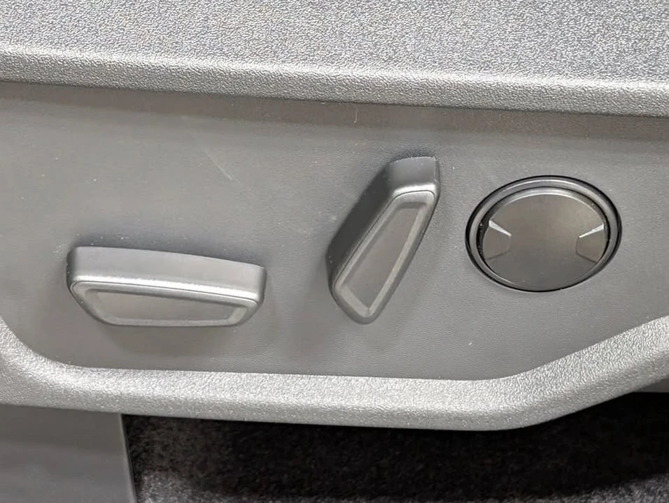 2026 Ford Bronco 6th Gen - Image 13 of 20