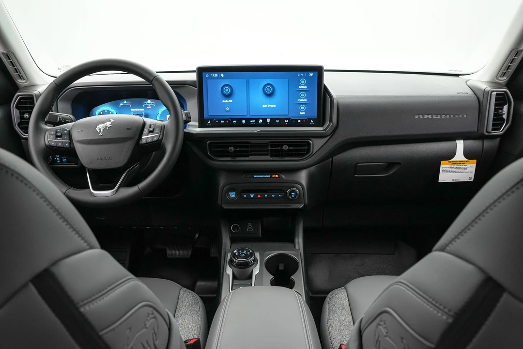 2026 Ford Bronco 6th Gen - Image 18 of 31
