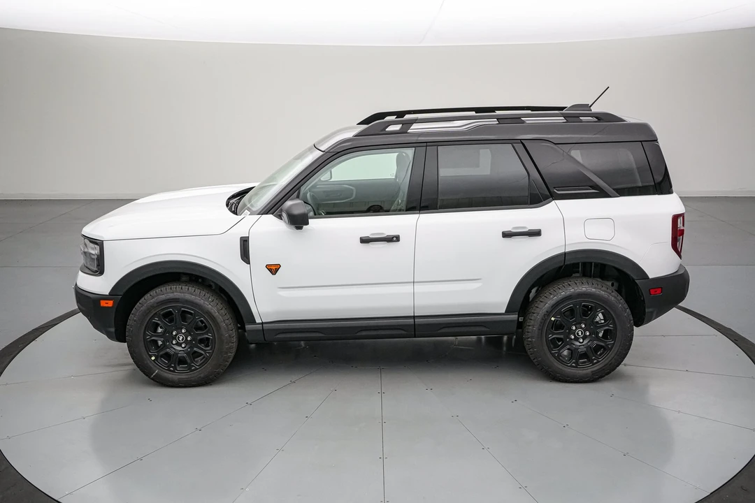 2026 Ford Bronco 6th Gen - Image 8 of 31