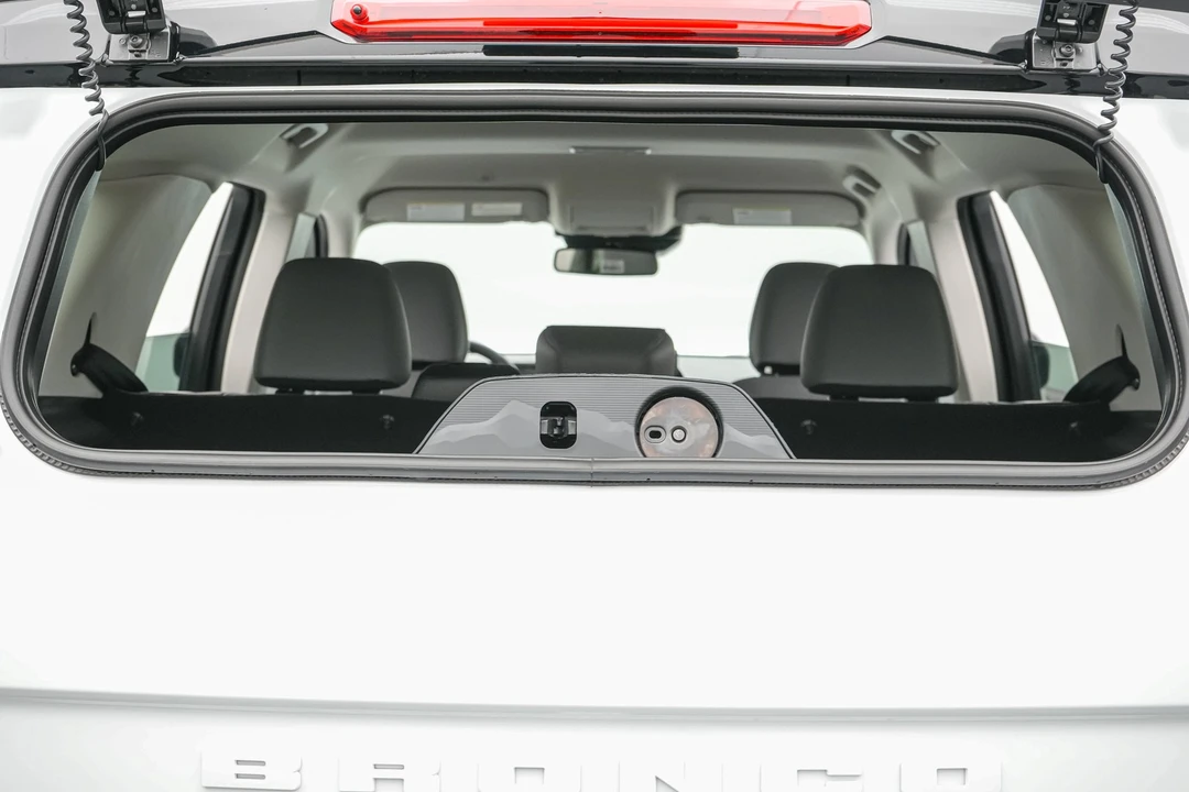 2026 Ford Bronco 6th Gen - Image 24 of 31