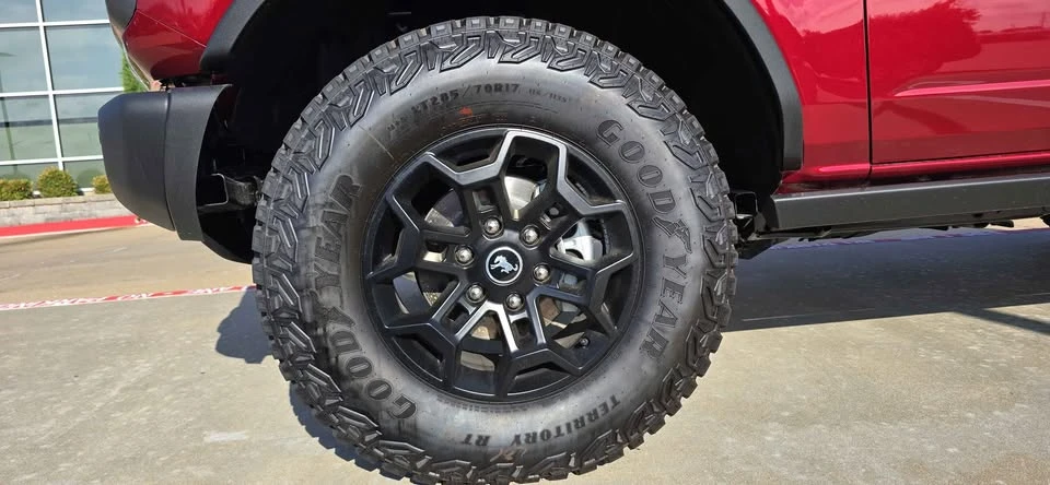 2026 Ford Bronco 6th Gen - Image 16 of 16