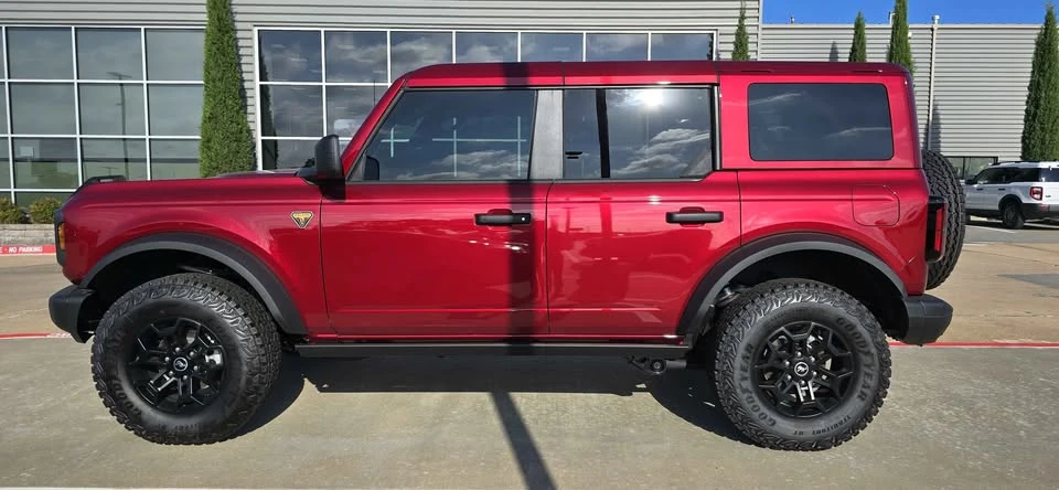 2026 Ford Bronco 6th Gen - Image 3 of 16