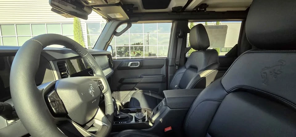2026 Ford Bronco 6th Gen - Image 12 of 16