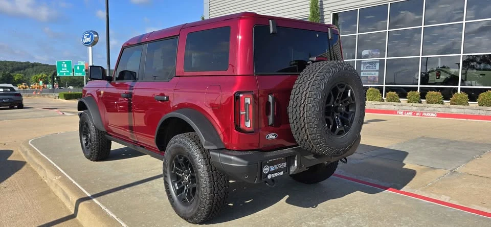 2026 Ford Bronco 6th Gen - Image 4 of 16