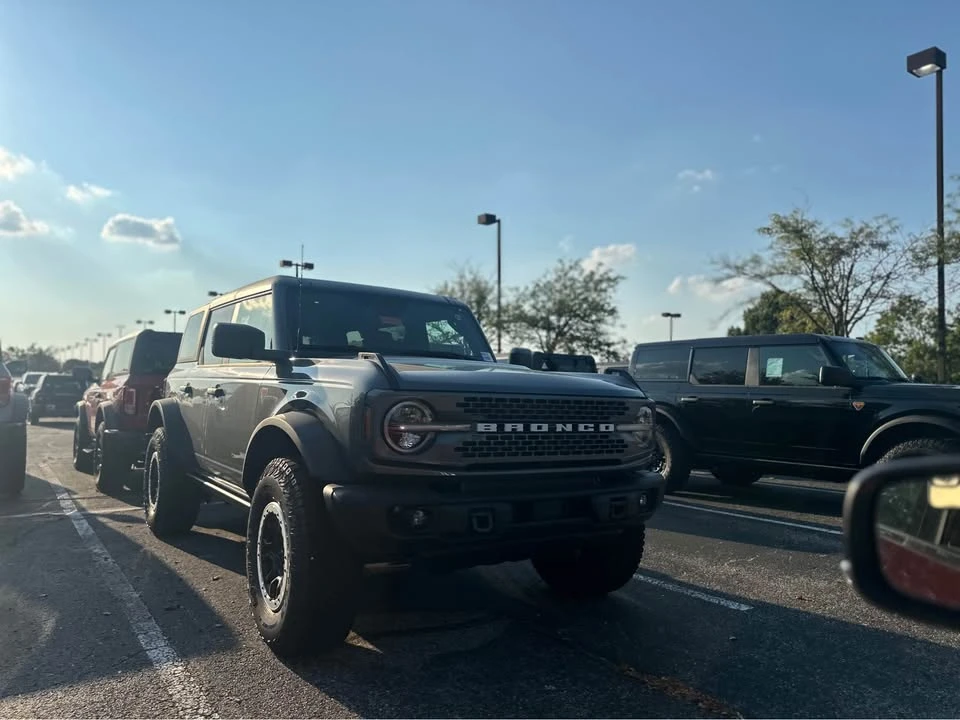 2026 Ford Bronco 6th Gen - Image 6 of 8