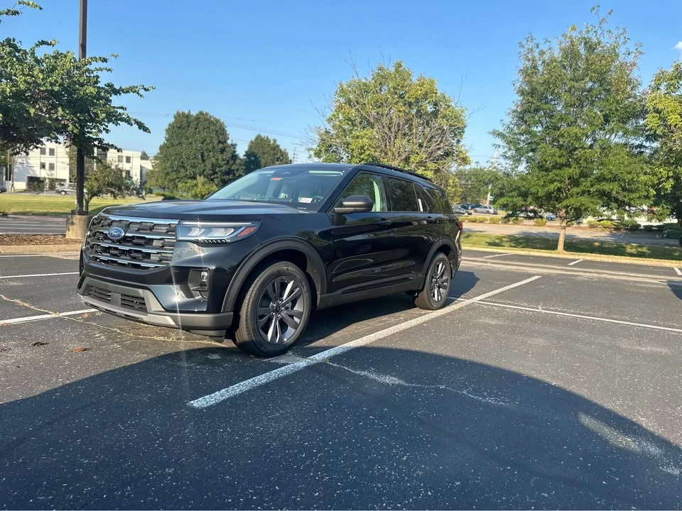 2026 Ford Bronco 6th Gen - Image 2 of 8