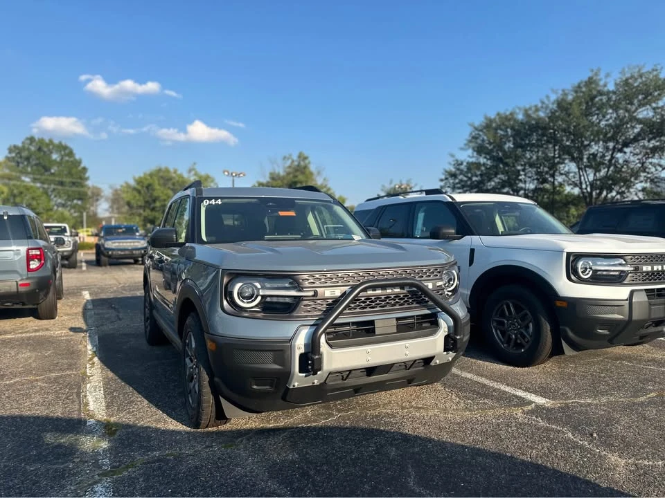 2026 Ford Bronco 6th Gen - Image 4 of 8