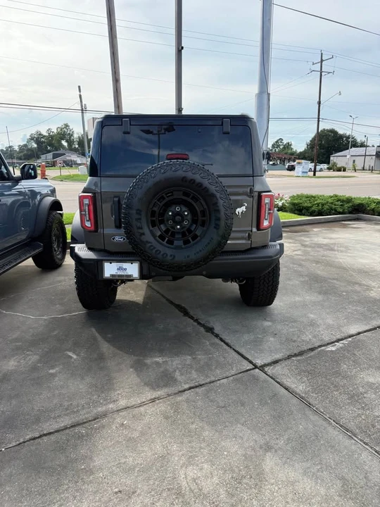 2026 Ford Bronco 6th Gen - Image 5 of 5
