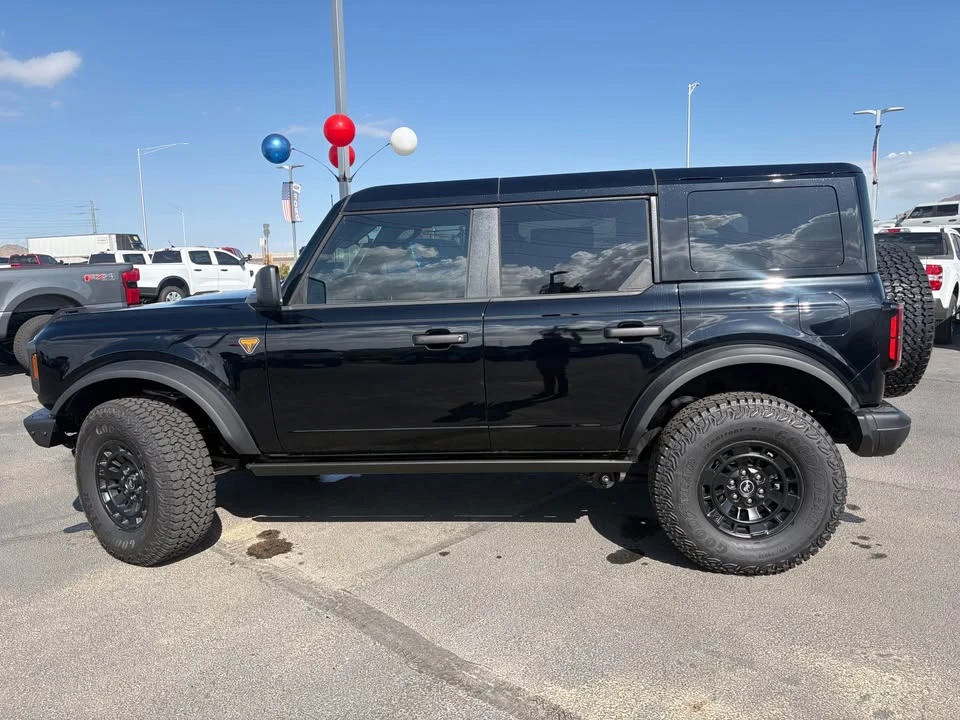 2026 Ford Bronco 6th Gen - Image 8 of 13