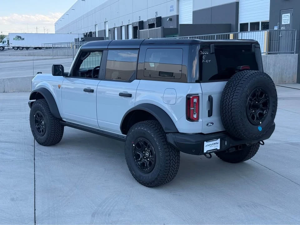 2026 Ford Bronco 6th Gen - Image 5 of 16