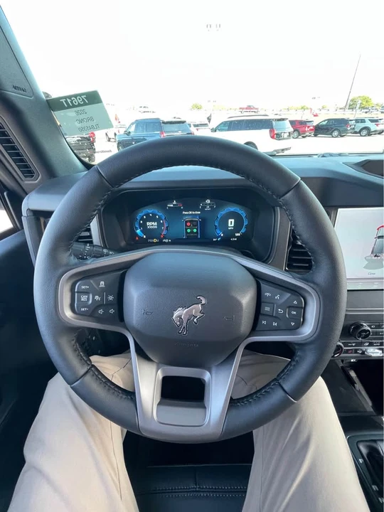 2026 Ford Bronco 6th Gen - Image 7 of 8