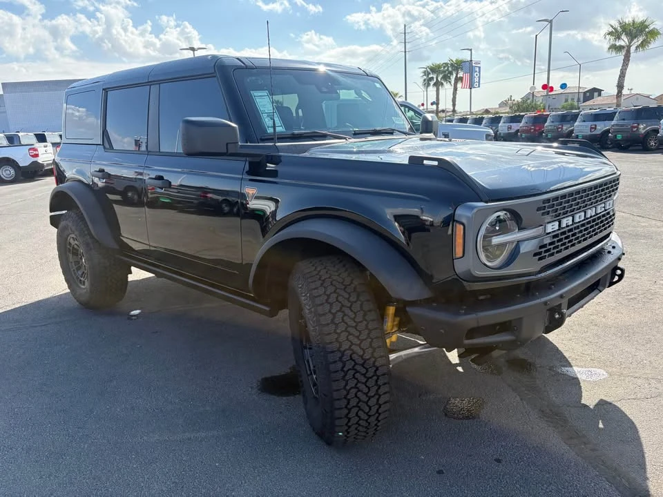 2026 Ford Bronco 6th Gen - Image 3 of 13