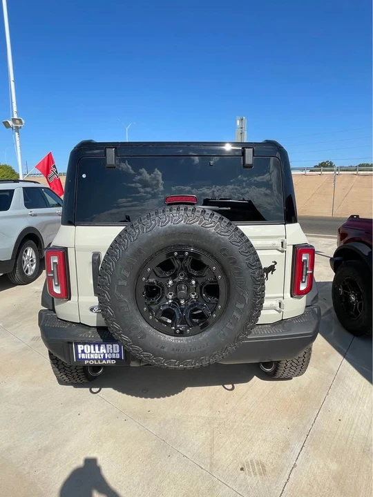 2026 Ford Bronco 6th Gen - Image 2 of 8