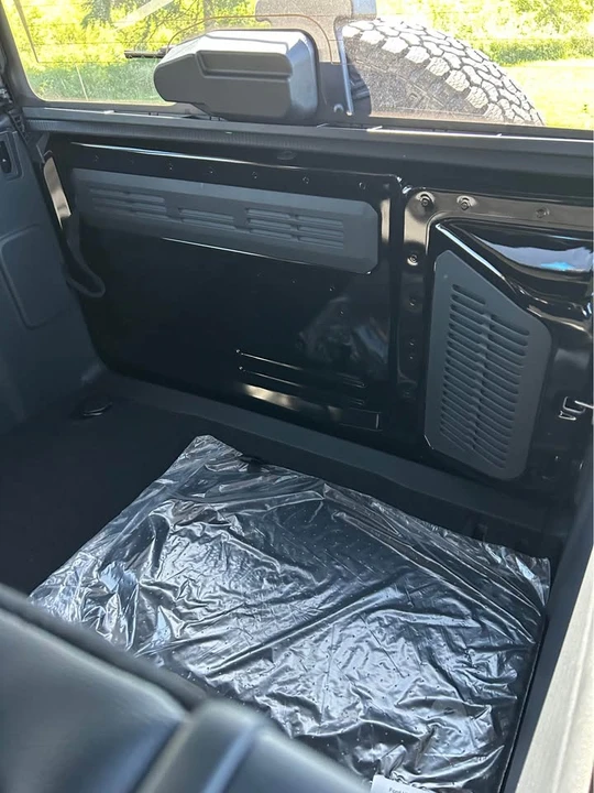 2026 Ford Bronco 6th Gen - Image 9 of 18