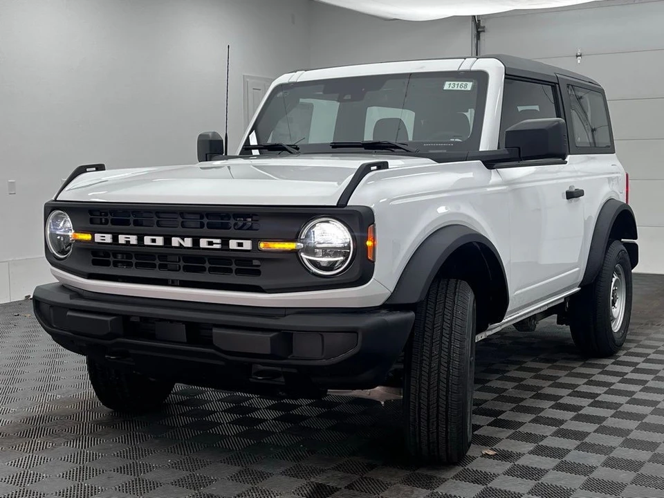 2026 Ford Bronco 6th Gen - Image 11 of 12