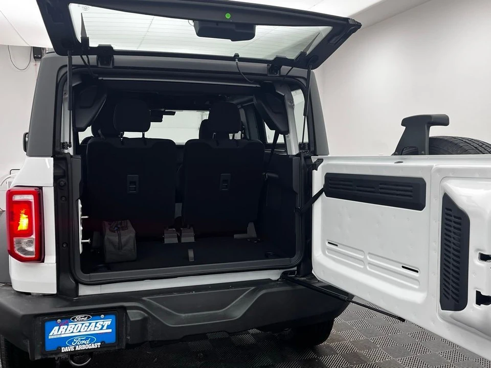 2026 Ford Bronco 6th Gen - Image 8 of 12