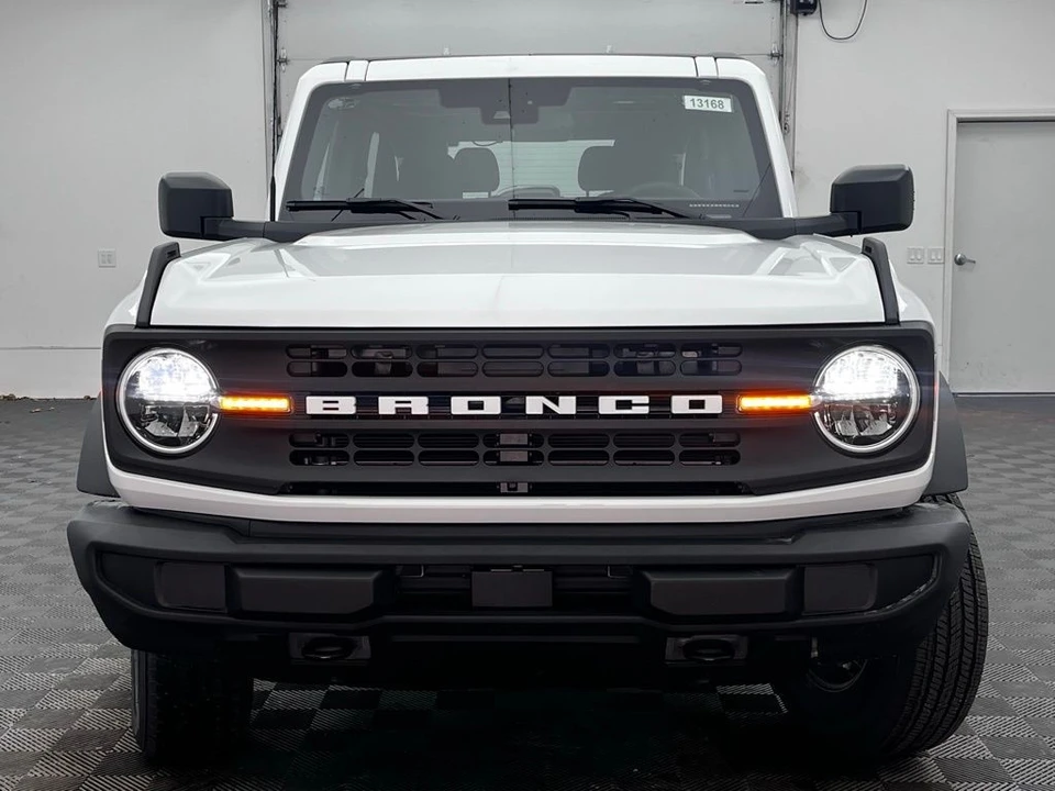2026 Ford Bronco 6th Gen - Image 12 of 12
