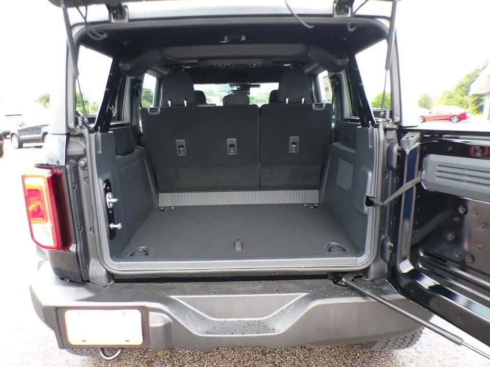 2026 Ford Bronco 6th Gen - Image 9 of 20