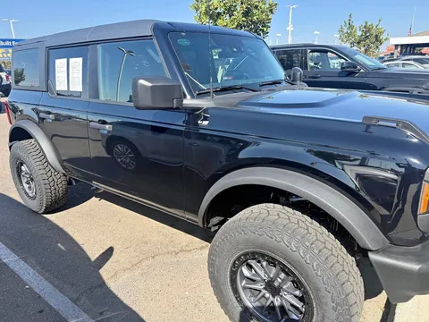 2026 Ford Bronco Base