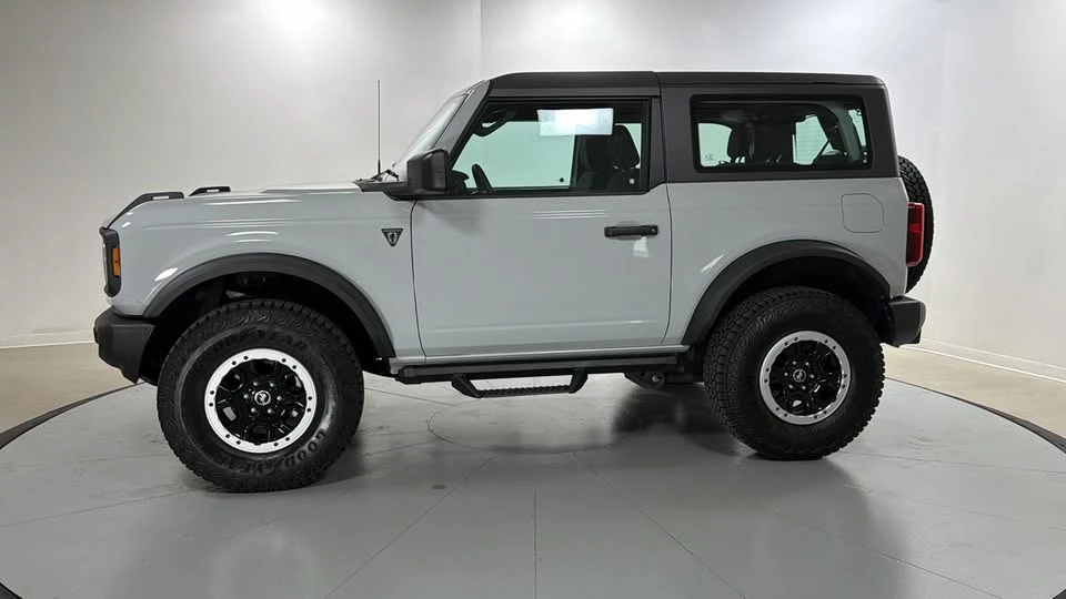 2026 Ford Bronco 6th Gen - Image 4 of 15