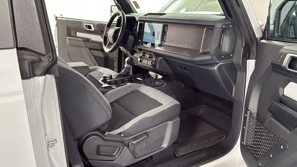 2026 Ford Bronco 6th Gen - Image 11 of 15