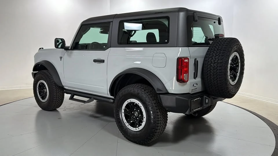 2026 Ford Bronco 6th Gen - Image 8 of 15