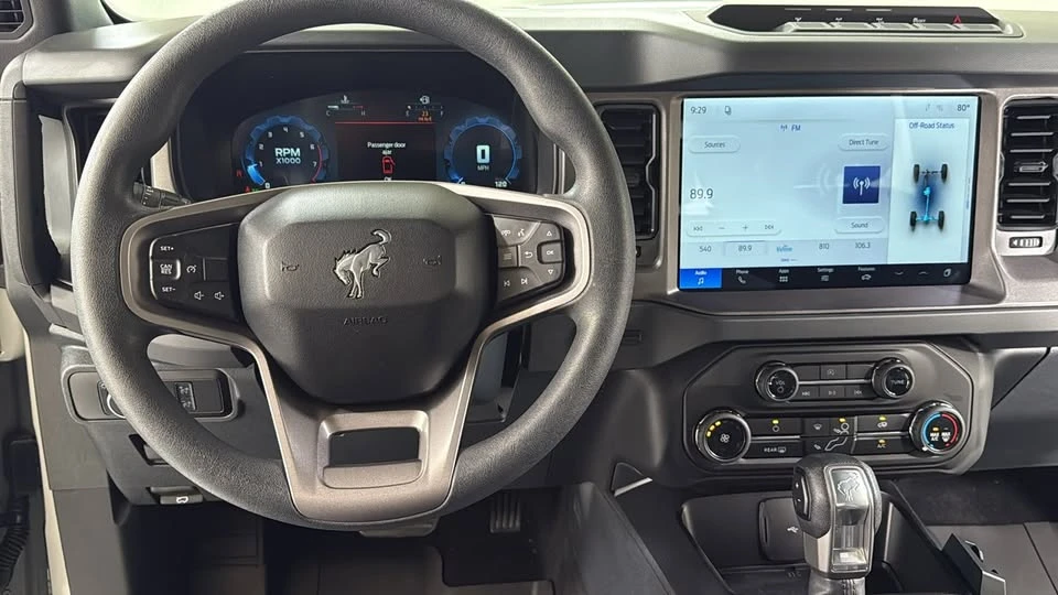 2026 Ford Bronco 6th Gen - Image 10 of 15