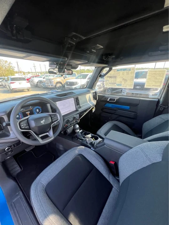 2026 Ford Bronco 6th Gen - Image 3 of 5