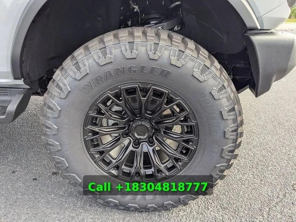 2026 Ford Bronco 6th Gen - Image 11 of 20
